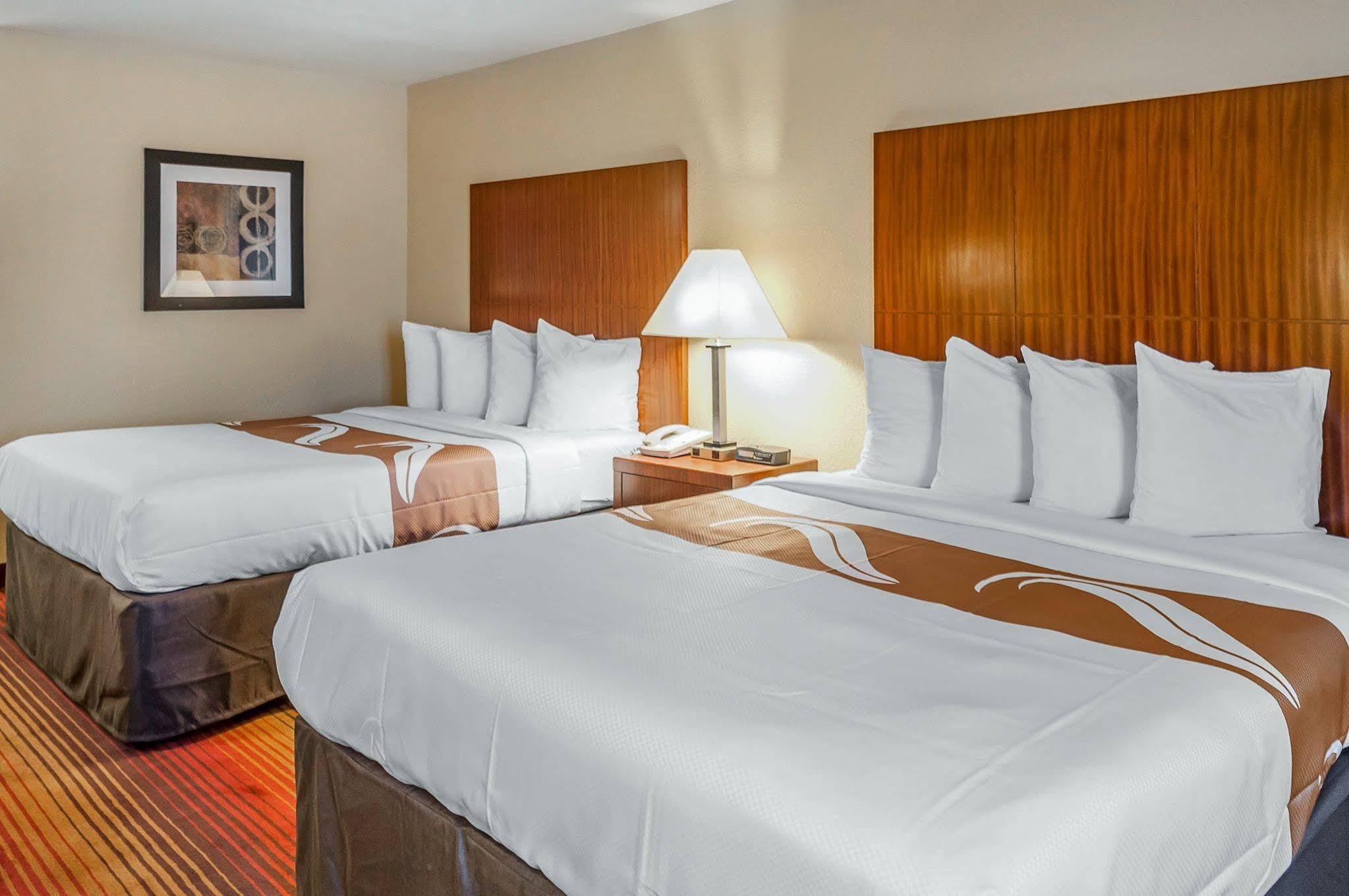 Quality Inn & Suites Albuquerque West Εξωτερικό φωτογραφία
