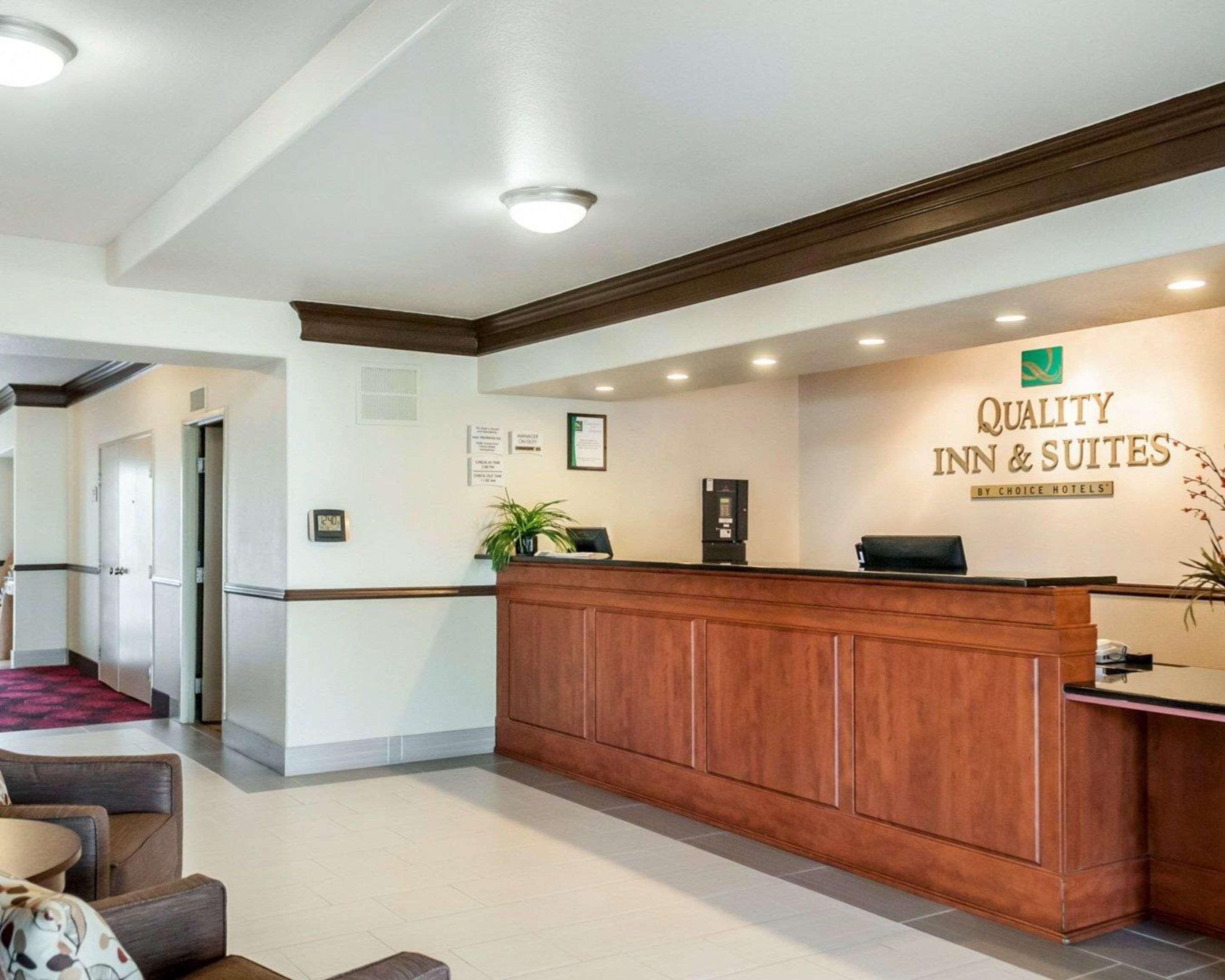 Quality Inn & Suites Albuquerque West Εξωτερικό φωτογραφία