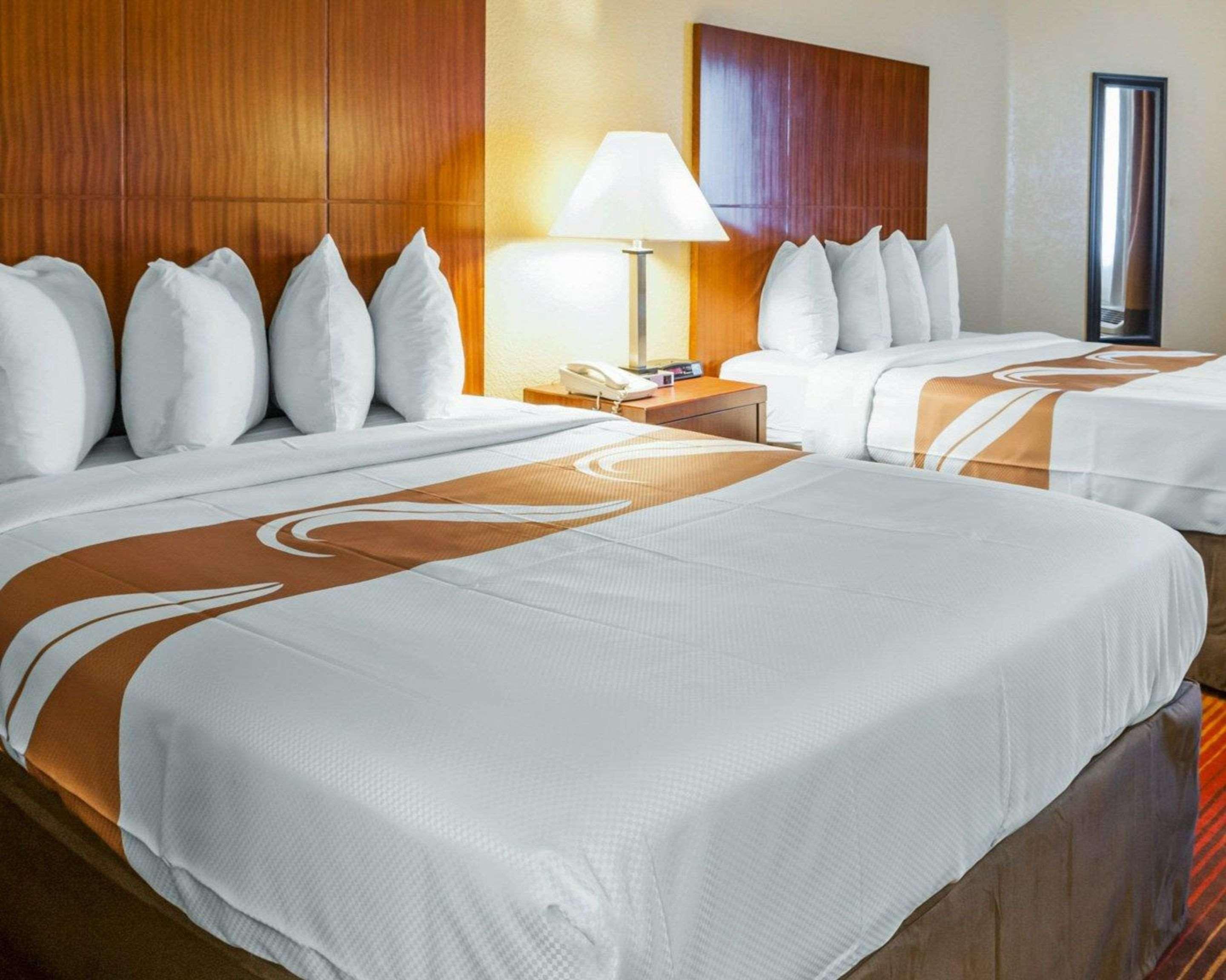 Quality Inn & Suites Albuquerque West Εξωτερικό φωτογραφία