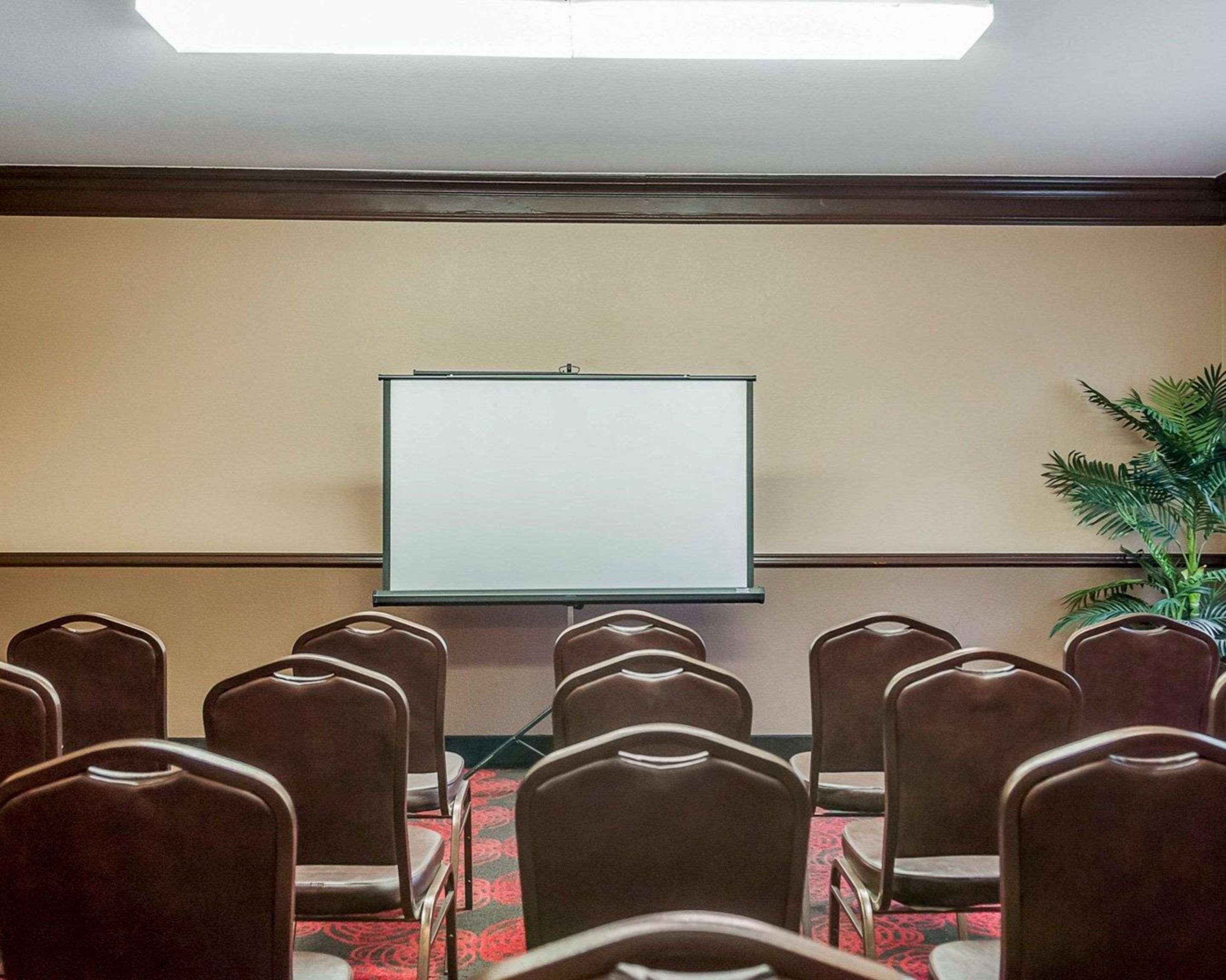 Quality Inn & Suites Albuquerque West Εξωτερικό φωτογραφία