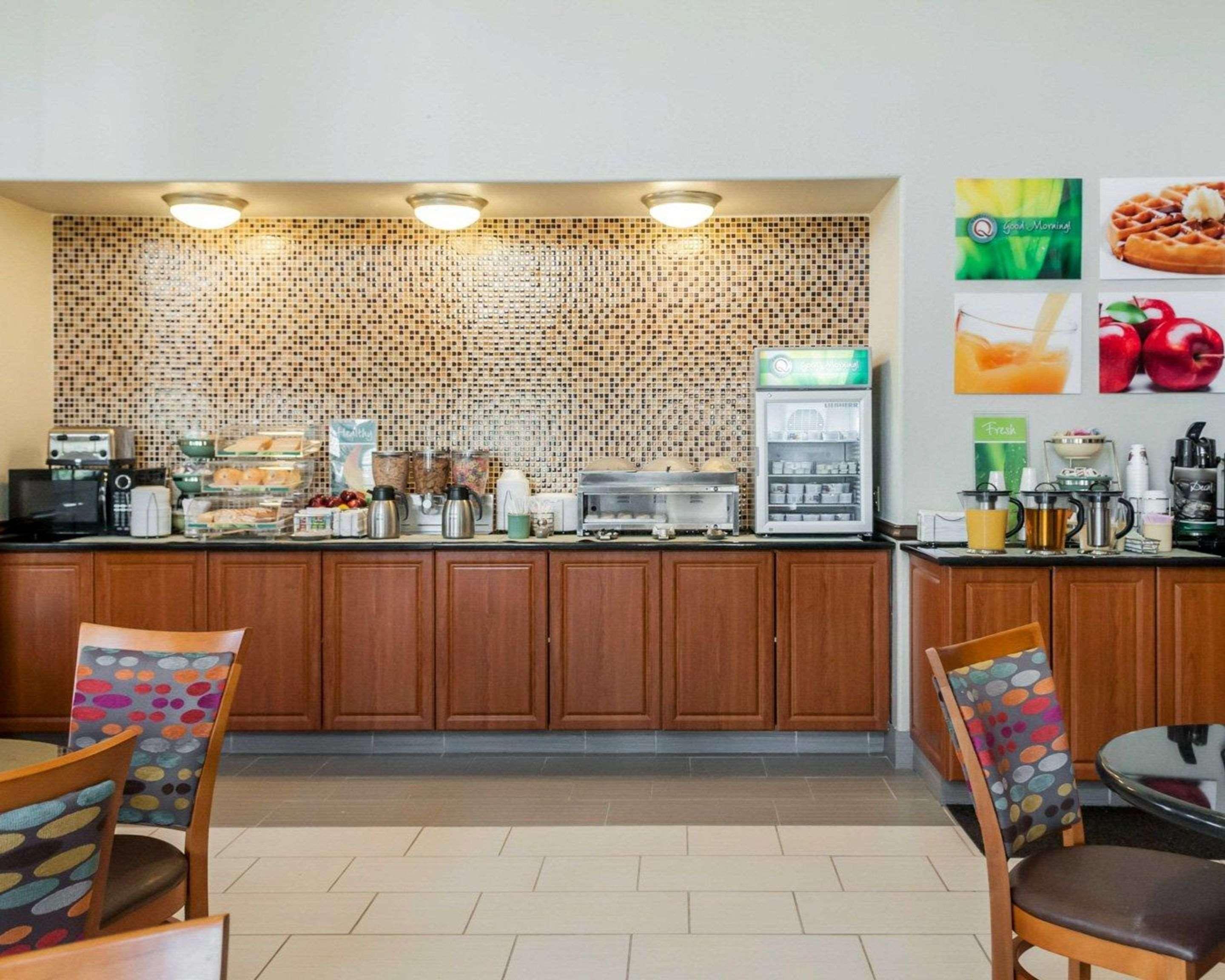 Quality Inn & Suites Albuquerque West Εξωτερικό φωτογραφία