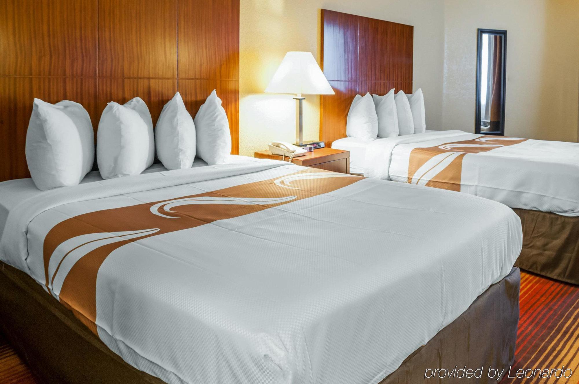 Quality Inn & Suites Albuquerque West Εξωτερικό φωτογραφία