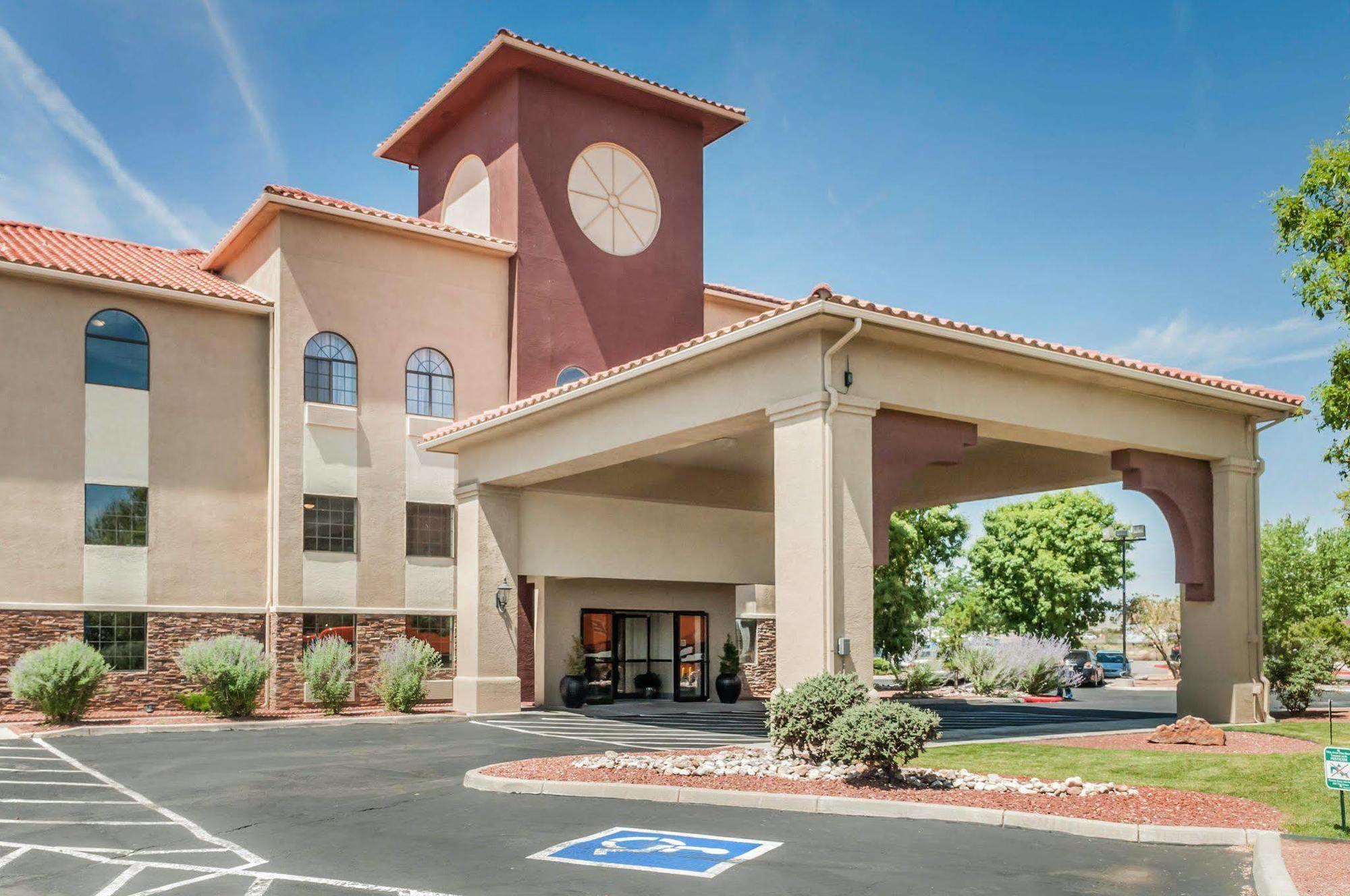 Quality Inn & Suites Albuquerque West Εξωτερικό φωτογραφία